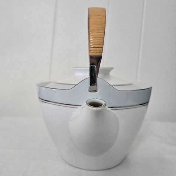 Vintage Noritake 5558 Bluebell Porcelain Teapot 48oz Perfect Condition No Flaws - Picture 4 of 7